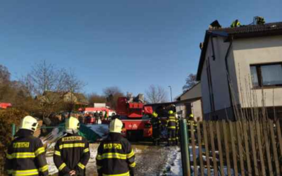 Požár střechy RD Horní Krupá 125 – 19.1.2026