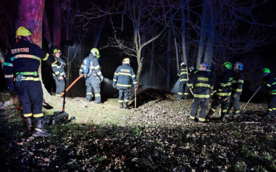 Požár stromu a hromady dřeva Pohled 60 – 23.3.2026